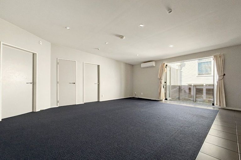 Photo of property in 6/35 Home Street, Mount Victoria, Wellington, 6011