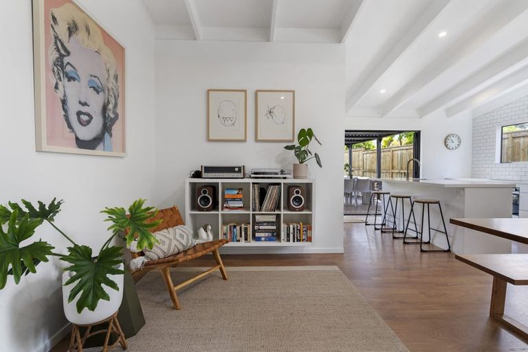 Photo of property in 115 Brook Place, Whangamata, 3620