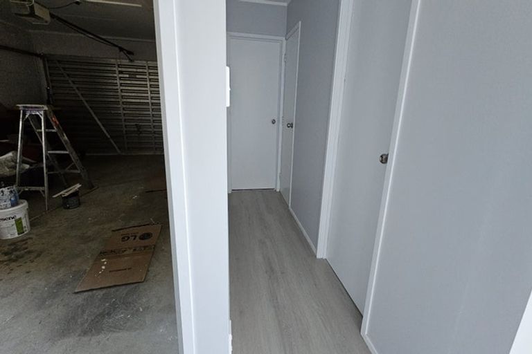 Photo of property in 1/25 Sartors Avenue, Northcross, Auckland, 0630