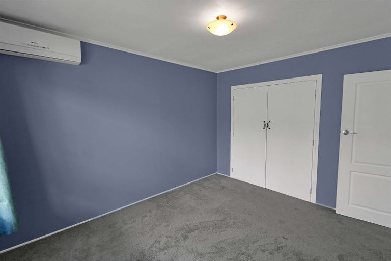 Photo of property in 2/6 Main Road, Wainuiomata, Lower Hutt, 5014