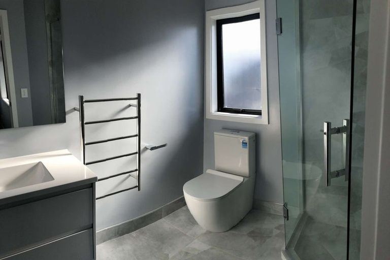 Photo of property in 4/15 Onukutara Place, Huntington, Hamilton, 3281