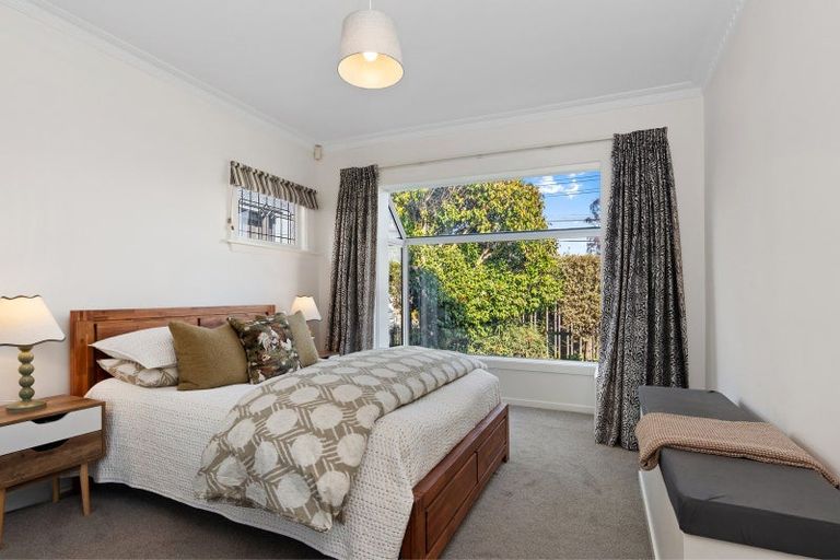 Photo of property in 82 Simeon Street, Spreydon, Christchurch, 8024