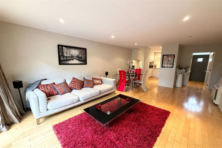 Photo of property in 16b Saint Albans Street, St Albans, Christchurch, 8014