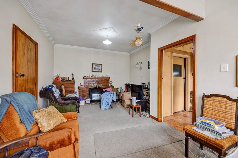 Photo of property in 35 High Street, Hawera, 4610