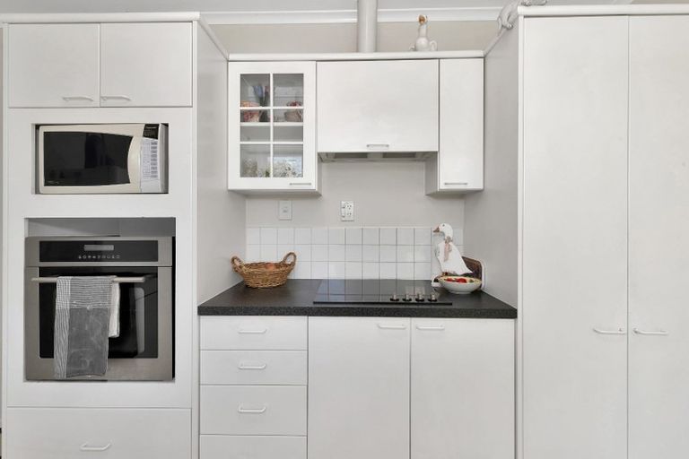 Photo of property in 335 Wairakei Road, Burnside, Christchurch, 8053