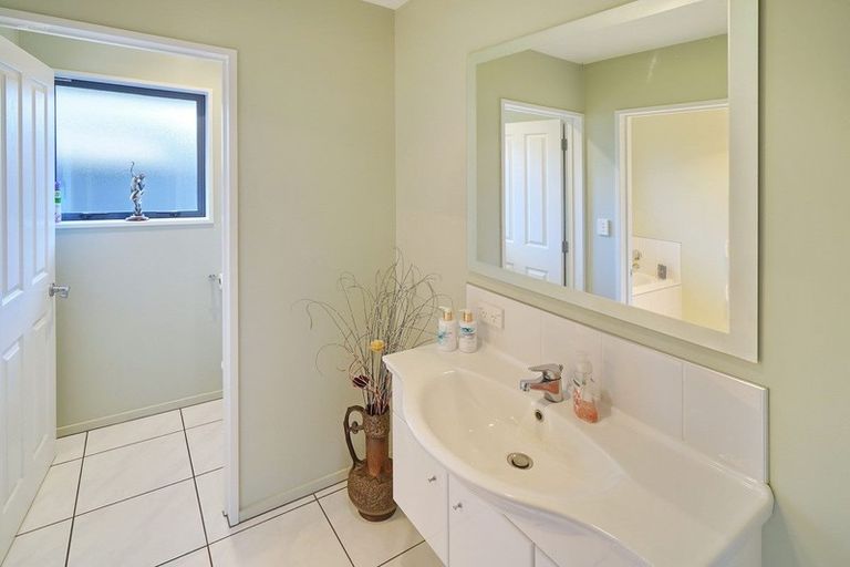 Photo of property in 6 Allison Crescent, Kaiapoi, 7630