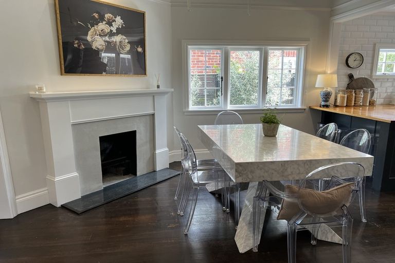 Photo of property in 2/2 Calliope Road, Devonport, Auckland, 0624