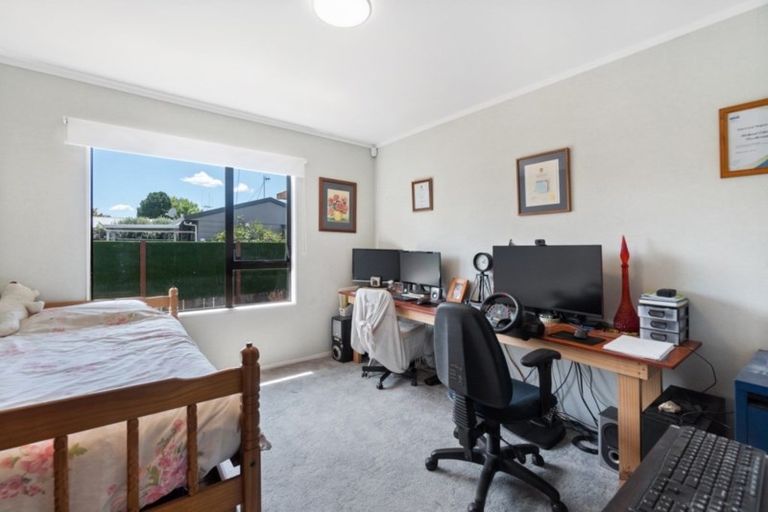 Photo of property in 91b Oakfield Crescent, Pukete, Hamilton, 3200