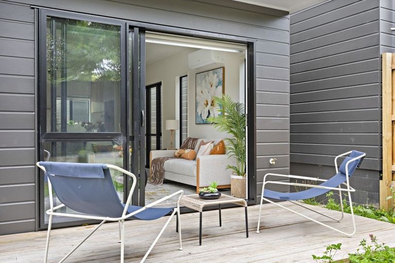 Photo of property in 108d Taikata Road, Te Atatu Peninsula, Auckland, 0610