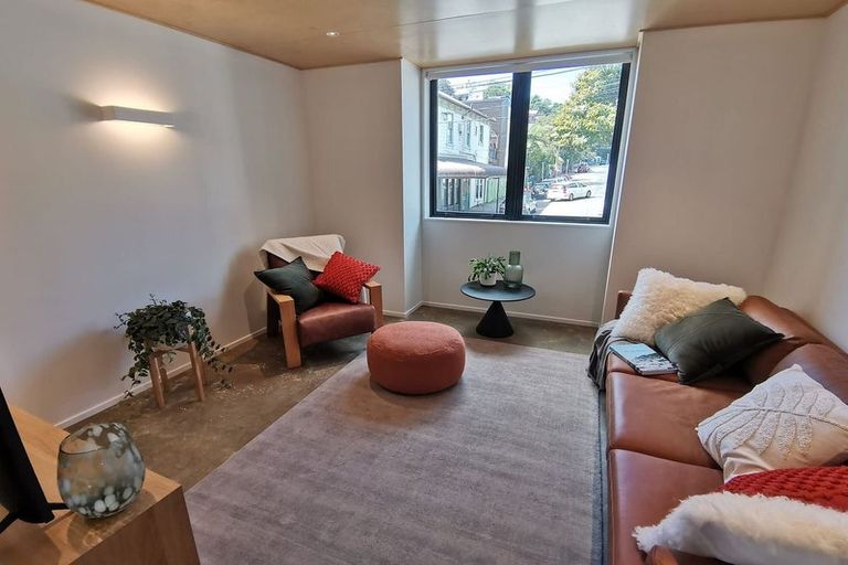 Photo of property in 108 Aro Street, Aro Valley, Wellington, 6021