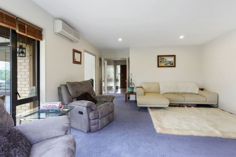 Photo of property in 2 Baltic Place, Northwood, Christchurch, 8051