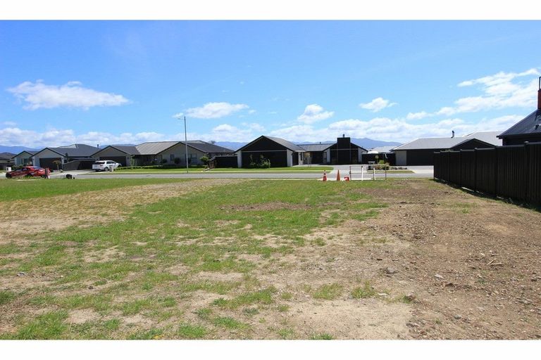 Photo of property in 17 Catalina Crescent, Burleigh, Blenheim, 7201