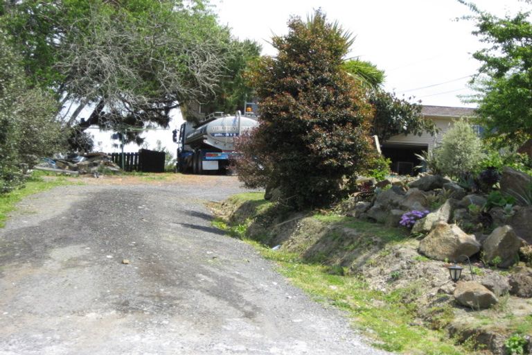 Photo of property in 1210 Coatesville-riverhead Highway, Kumeu, 0892