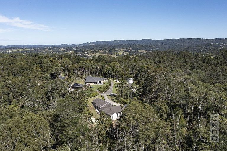 Photo of property in 22c Sunnyvale Road, Swanson, Auckland, 0614