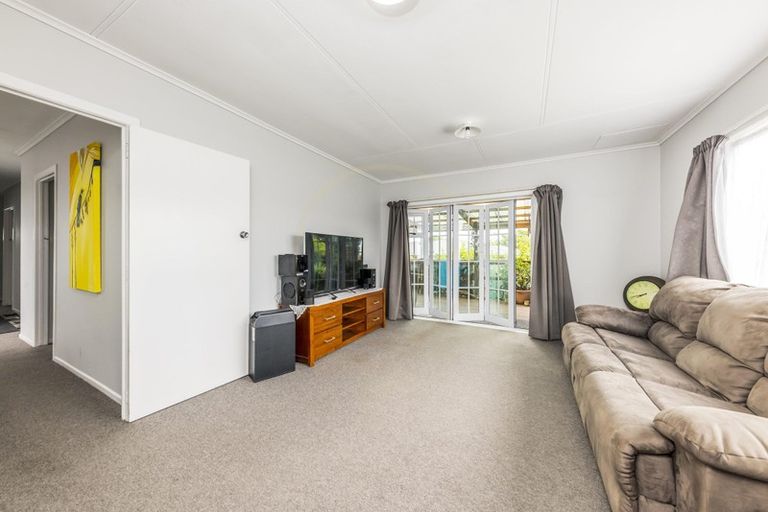 Photo of property in 1/5 Red Hill Road, Red Hill, Papakura, 2110