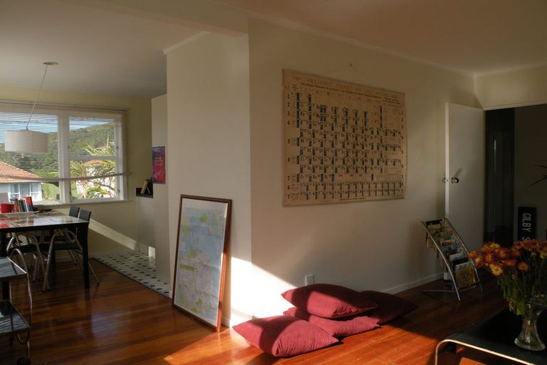 Photo of property in 28 Hukatai Street, Elsdon, Porirua, 5022