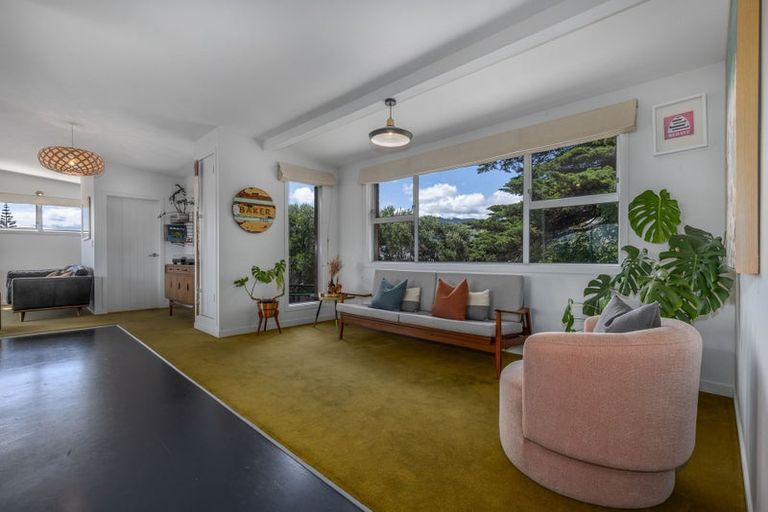 Photo of property in 72 Rosetta Road, Raumati South, Paraparaumu, 5032