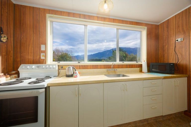 Photo of property in 79 Old Beach Road, Kaikoura Flat, Kaikoura, 7371