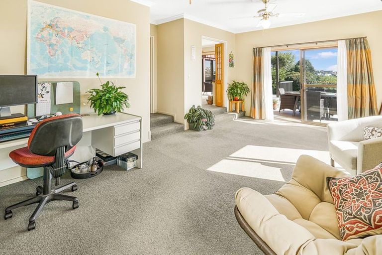 Photo of property in 98 Totara Drive, Pukete, Hamilton, 3200