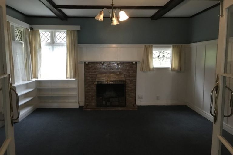 Photo of property in 7a Hawker Street, Mount Victoria, Wellington, 6011