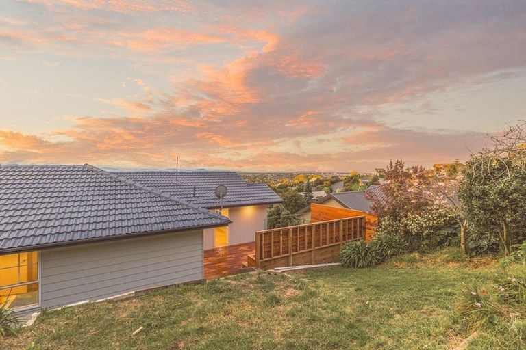 Photo of property in 21 Woodside Common, Westmorland, Christchurch, 8025