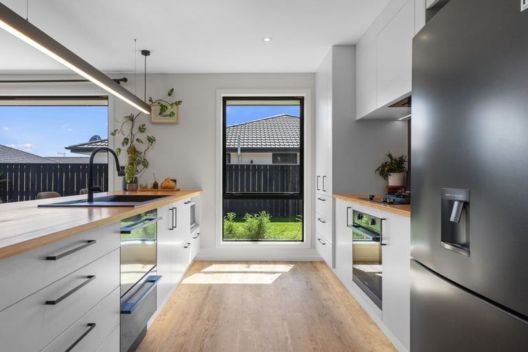 Photo of property in 28 Drayton Street, Richmond, 7020