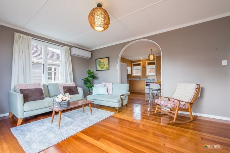 Photo of property in 1/20 Rata, Naenae, Lower Hutt, 5011