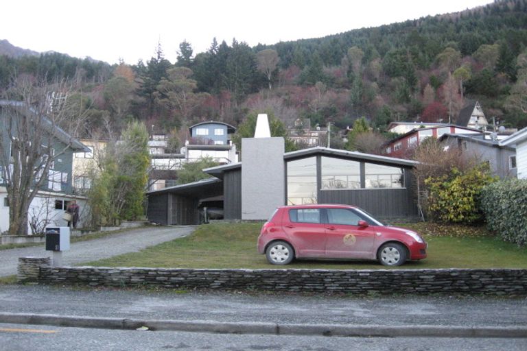 Photo of property in 81 Thompson Street, Queenstown, 9300