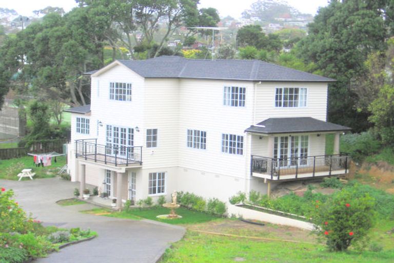 Photo of property in 16 Hastings Road, Mairangi Bay, Auckland, 0630