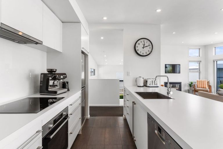 Photo of property in 109a Simpson Road, Papamoa Beach, Papamoa, 3118