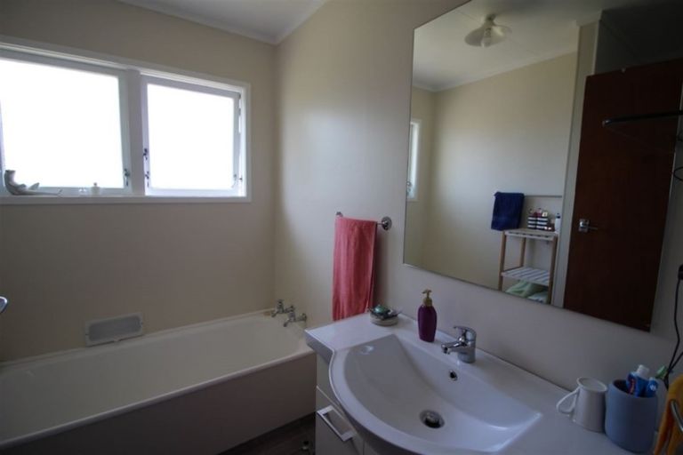 Photo of property in 2 Waipuna Place, Tokoroa, 3420
