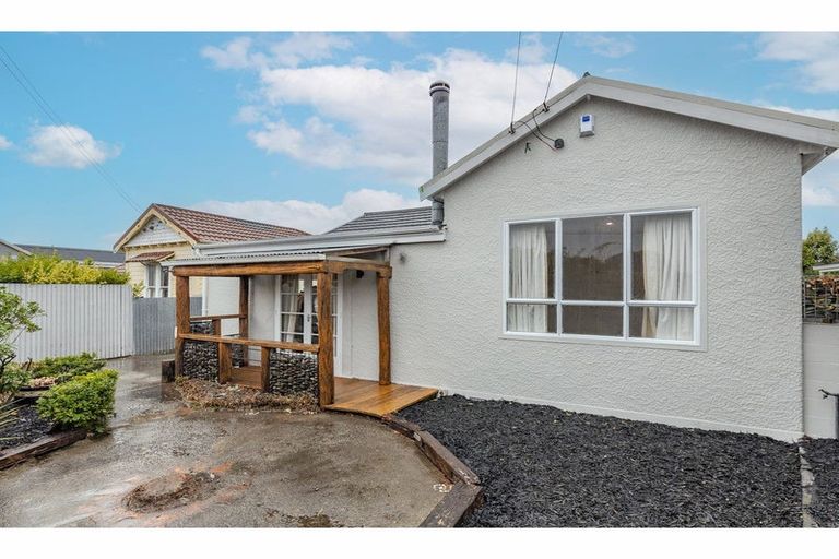 Photo of property in 27 Howe Street, New Brighton, Christchurch, 8083