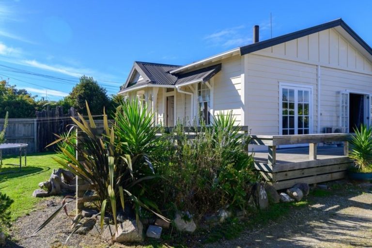 Photo of property in 20a Frank Street, Koutu, Rotorua, 3010