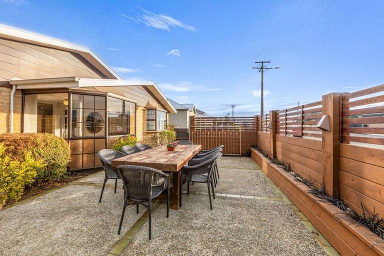 Photo of property in 60 Kitchener Street, Gore, 9710