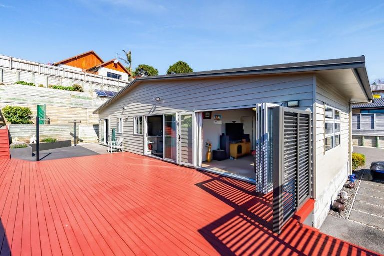 Photo of property in 14d Maple Crescent, Whalers Gate, New Plymouth, 4310