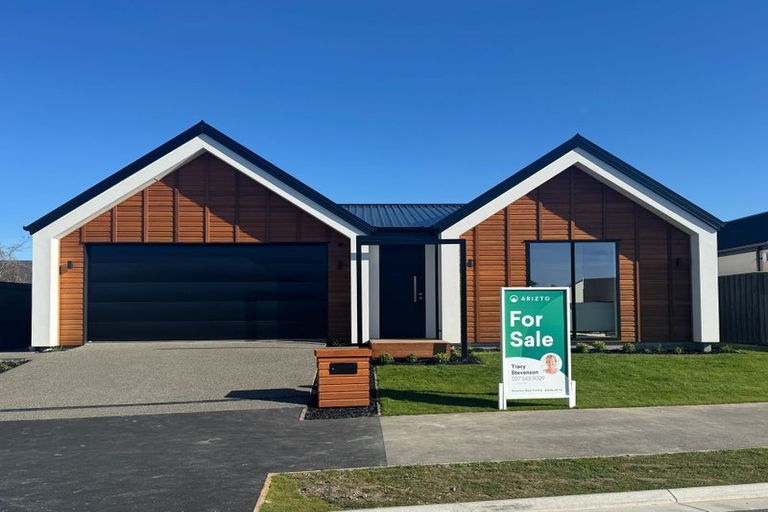 Photo of property in 9 Guinea Drive, Prebbleton, 7676