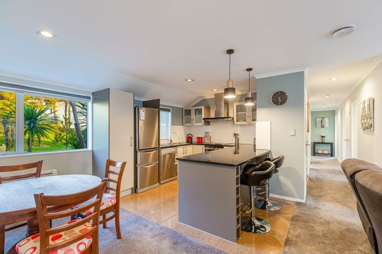 Photo of property in 12 Nirmal Place, Sunnyvale, Auckland, 0612