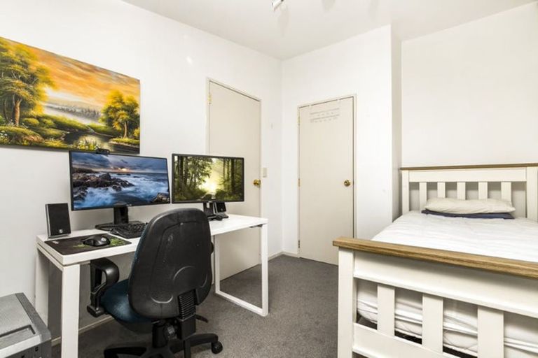 Photo of property in 5/200 Hinemoa Street, Birkenhead, Auckland, 0626