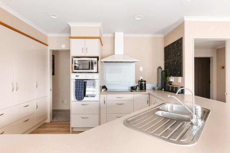 Photo of property in 20 Matemuri Drive, Papamoa Beach, Papamoa, 3118