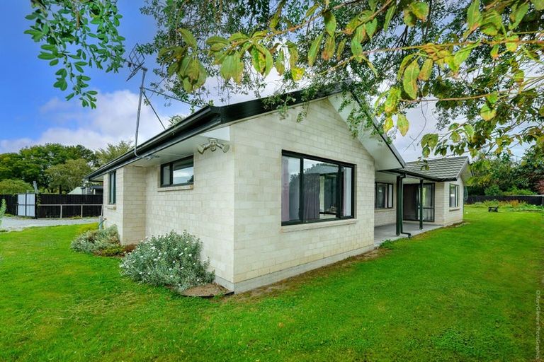 Photo of property in 16a Broad Street, Southbridge, 7602