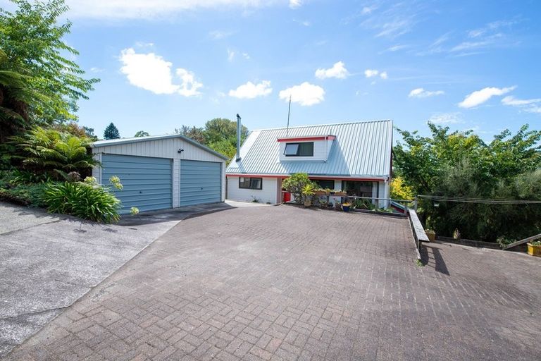 Photo of property in 8 Branch Road, Lake Okareka, Rotorua, 3076