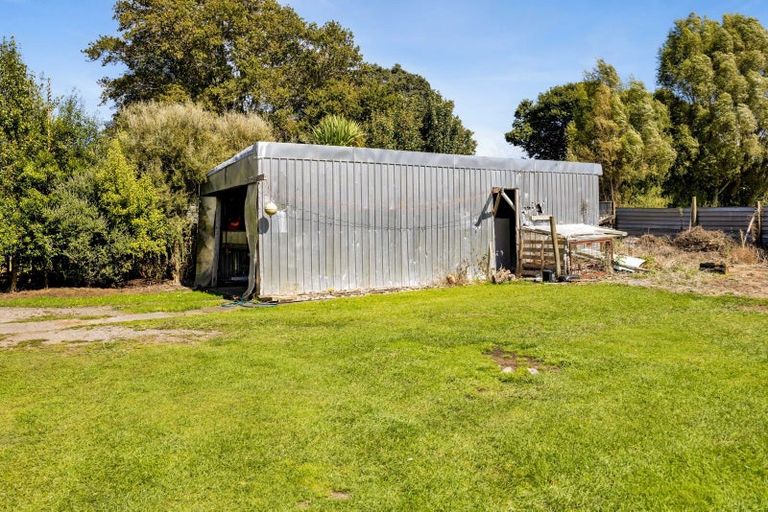 Photo of property in 41 Collingwood Street, Eltham, 4322