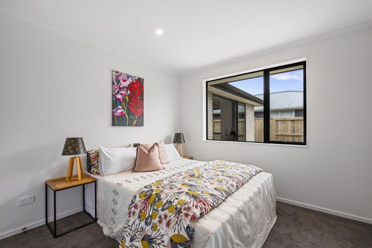 Photo of property in 15 Lloyd Crescent, Pukehangi, Rotorua, 3015