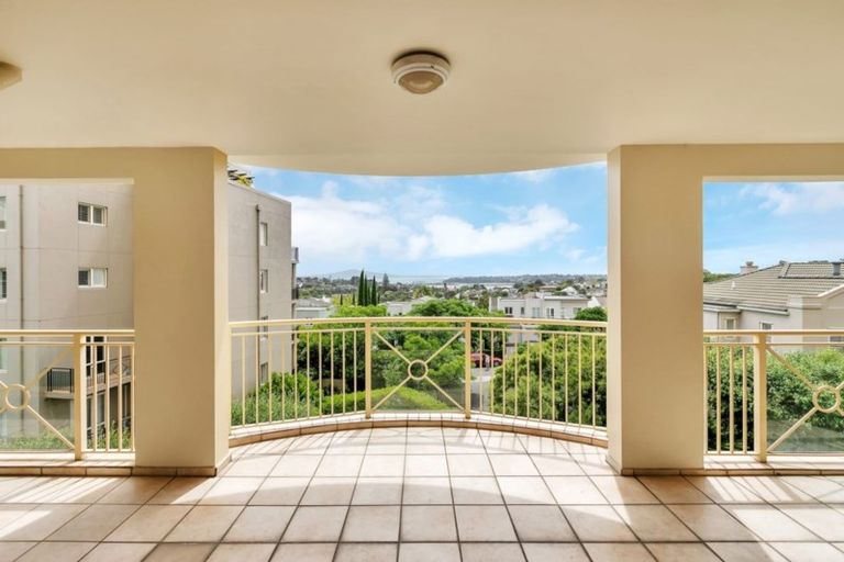 Photo of property in Ascot Apartments, 302/8 Middleton Road, Remuera, Auckland, 1050