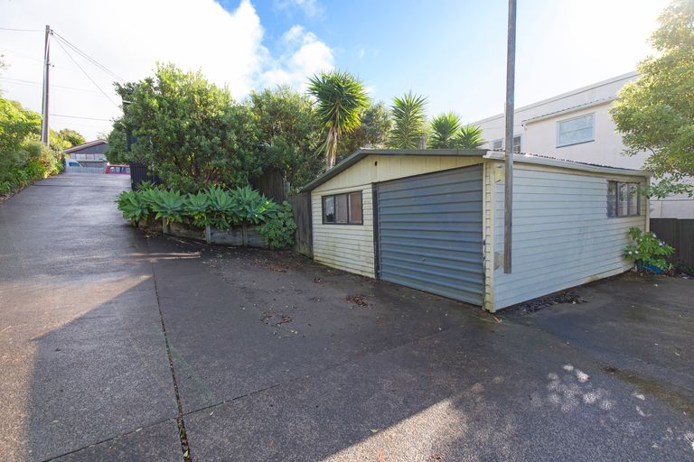 Photo of property in 11 Kauri Road, Stanmore Bay, Whangaparaoa, 0932