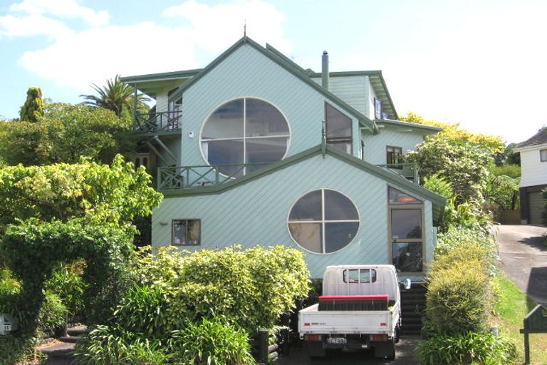 Photo of property in 54 Hadfield Street, Beach Haven, Auckland, 0626