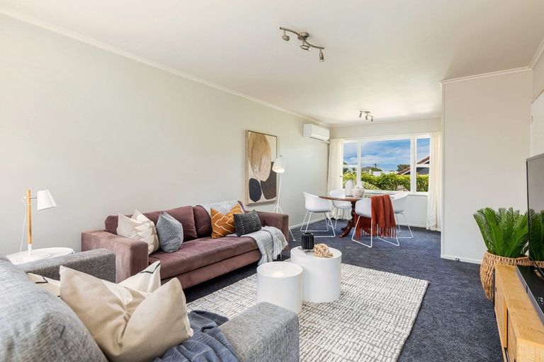 Photo of property in 2/123a Campbell Road, One Tree Hill, Auckland, 1061
