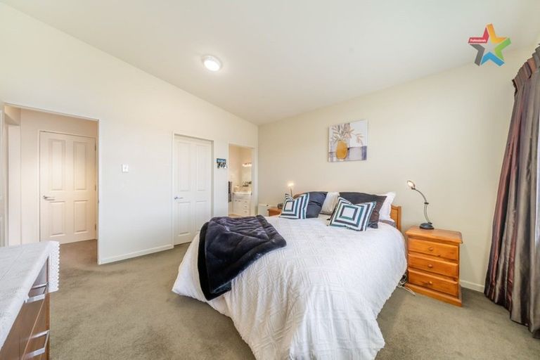 Photo of property in 93 Cedar Street, Maungaraki, Lower Hutt, 5010