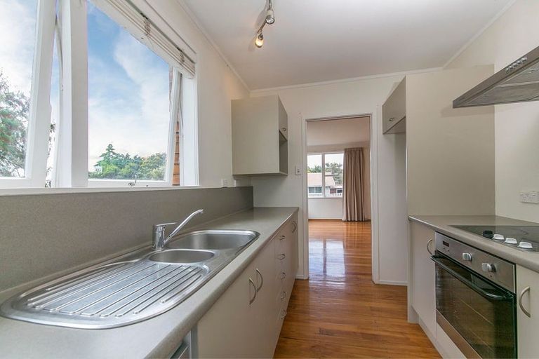 Photo of property in 4/135 Titirangi Road, New Lynn, Auckland, 0600