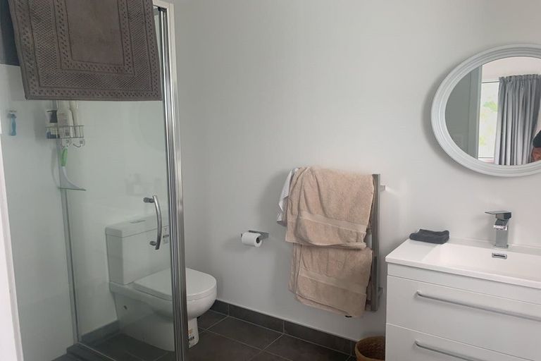 Photo of property in 99 Vandeleur Avenue, Birkdale, Auckland, 0626